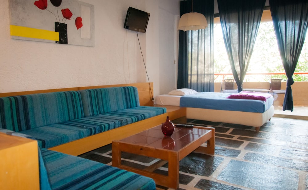 Apollonia Apartments 31/50