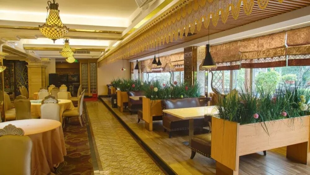 ASIAN STAR HOTEL 21/27