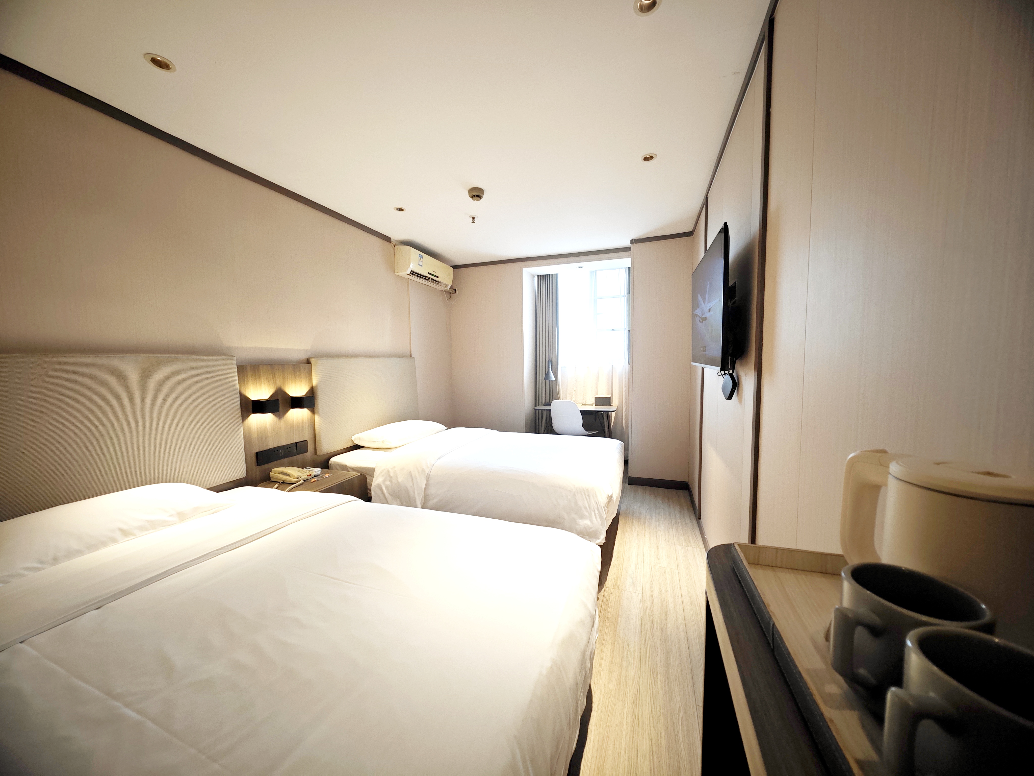 Hanting Hotel Shenzhen Bao an Airport Terminal 16/26