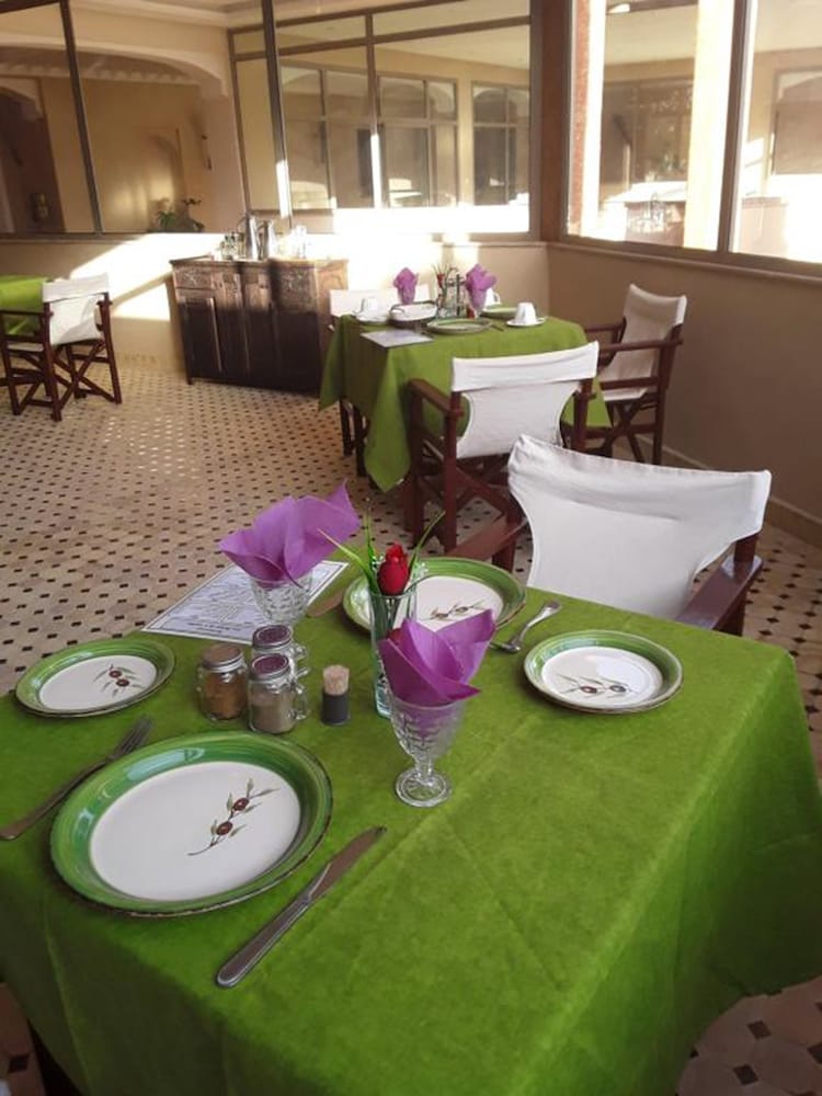 Relais de l Ourika 12/18