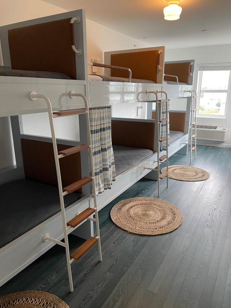 Global Luxury Suites At The Apex Miami 49/50