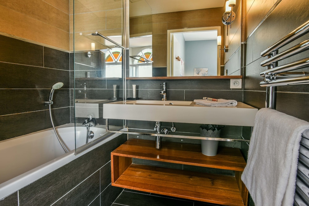 Hotel de L Apos Ocean 64/100