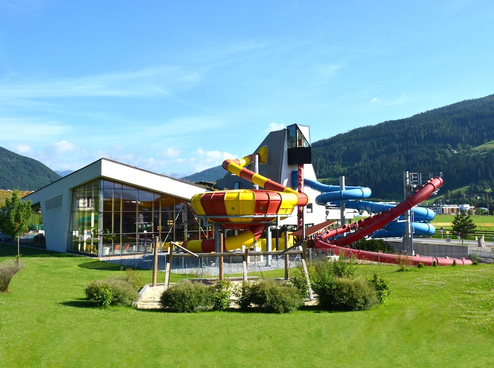 LANDHOTEL LAUDERSBACH 61/71