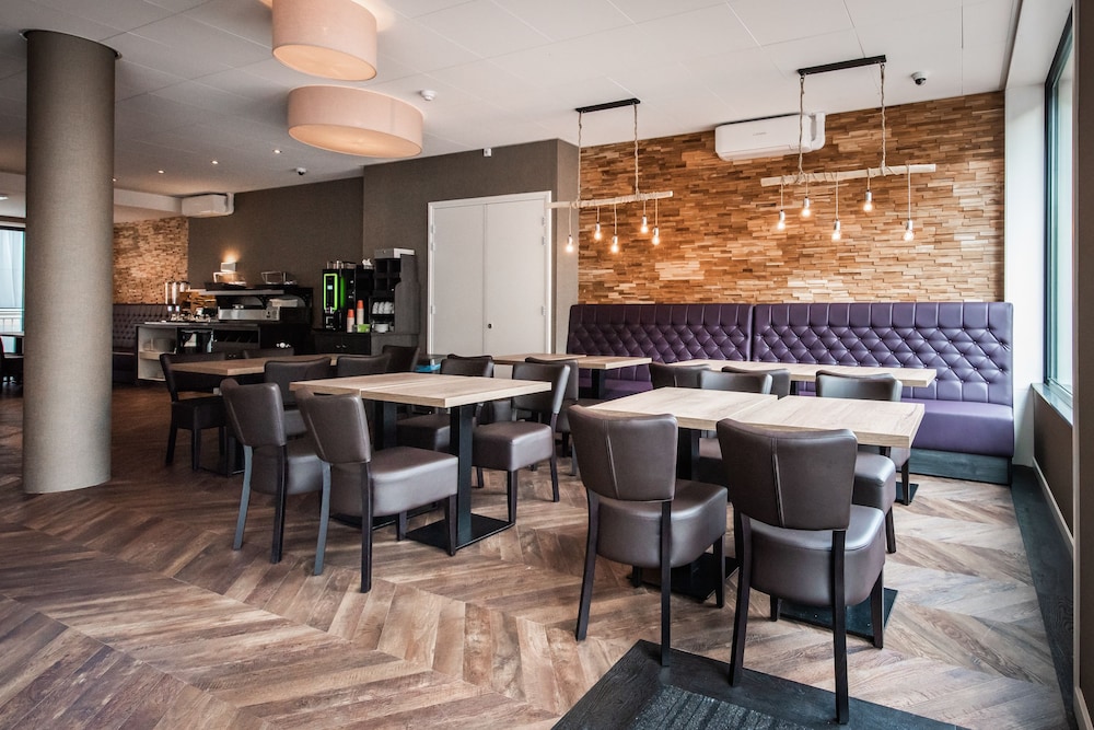 Melrose Hotel 28/42