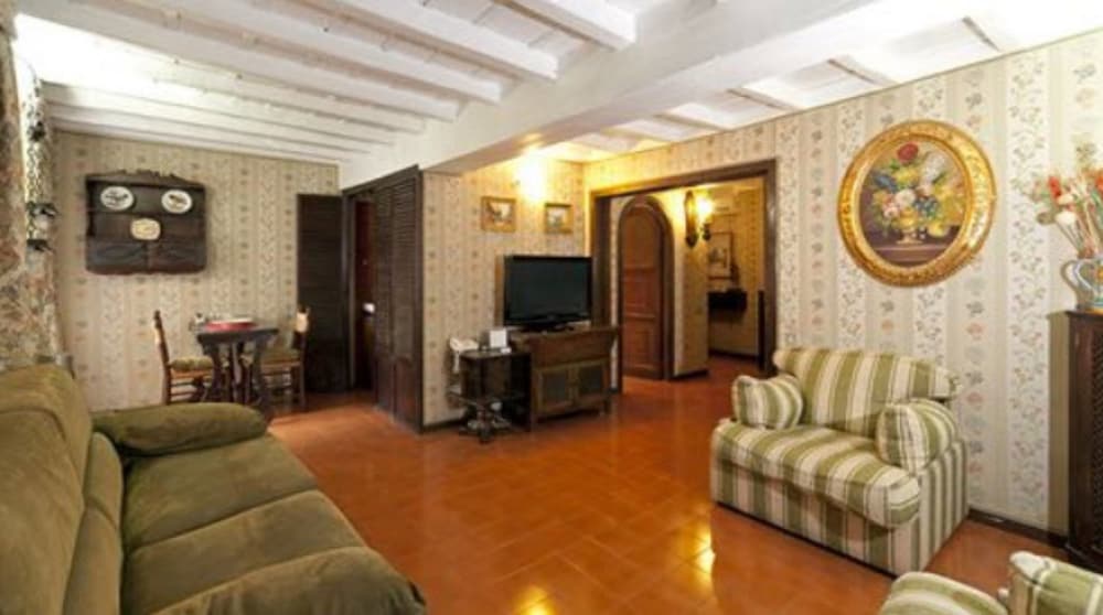 Trevi 41 Hotel 42/47