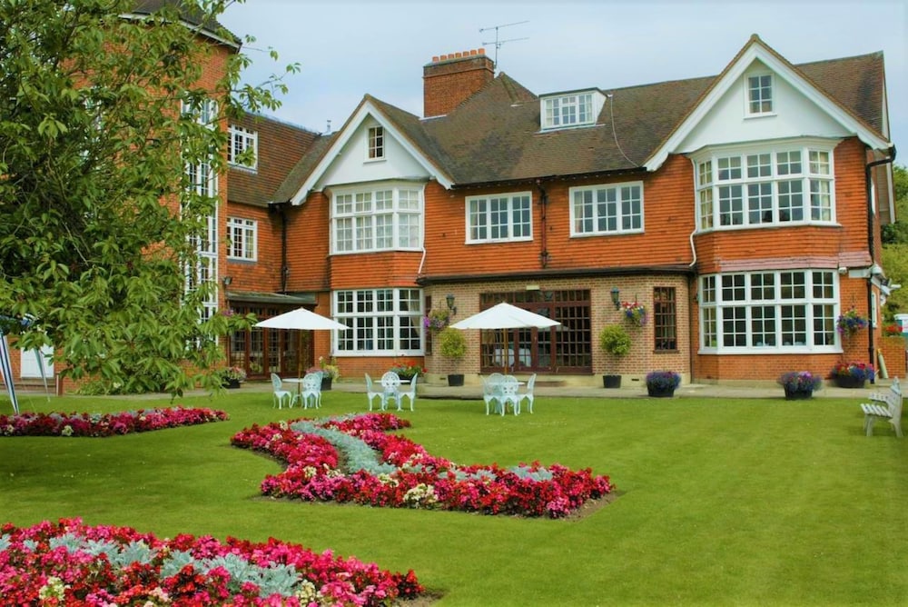 Grovefield House Hotel 51/57