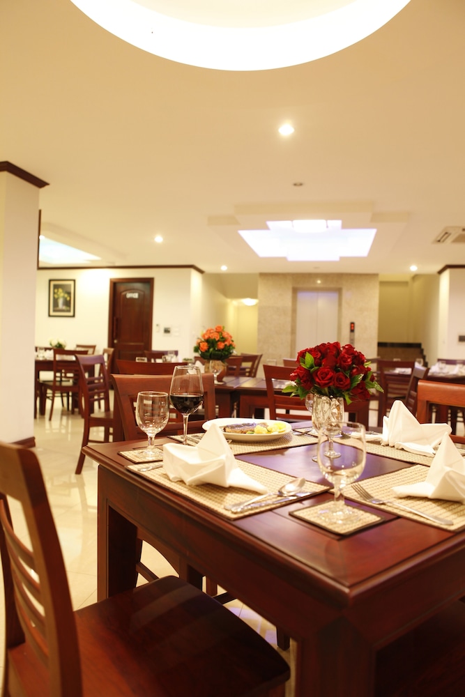 Lao Golden Hotel 50/53