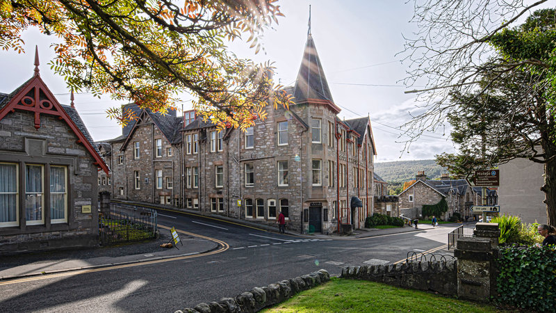 Scotlands Spa Hotel 92/95