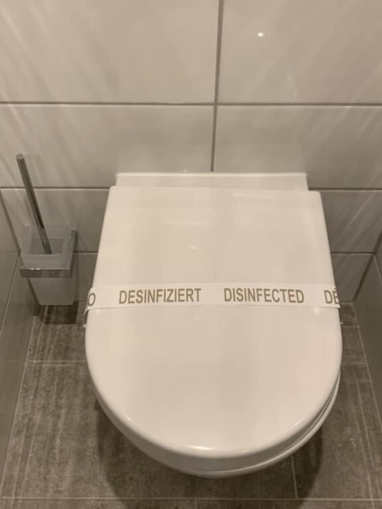 Das Schreder Hotel 48/49