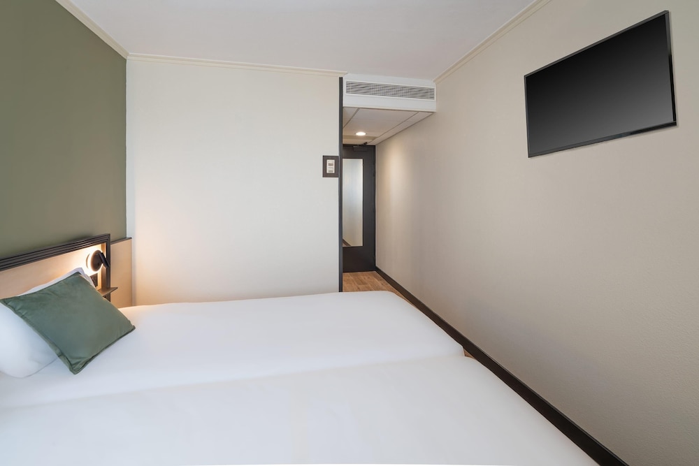 Sure Hotel by Best Western Dijon Sud 12/58