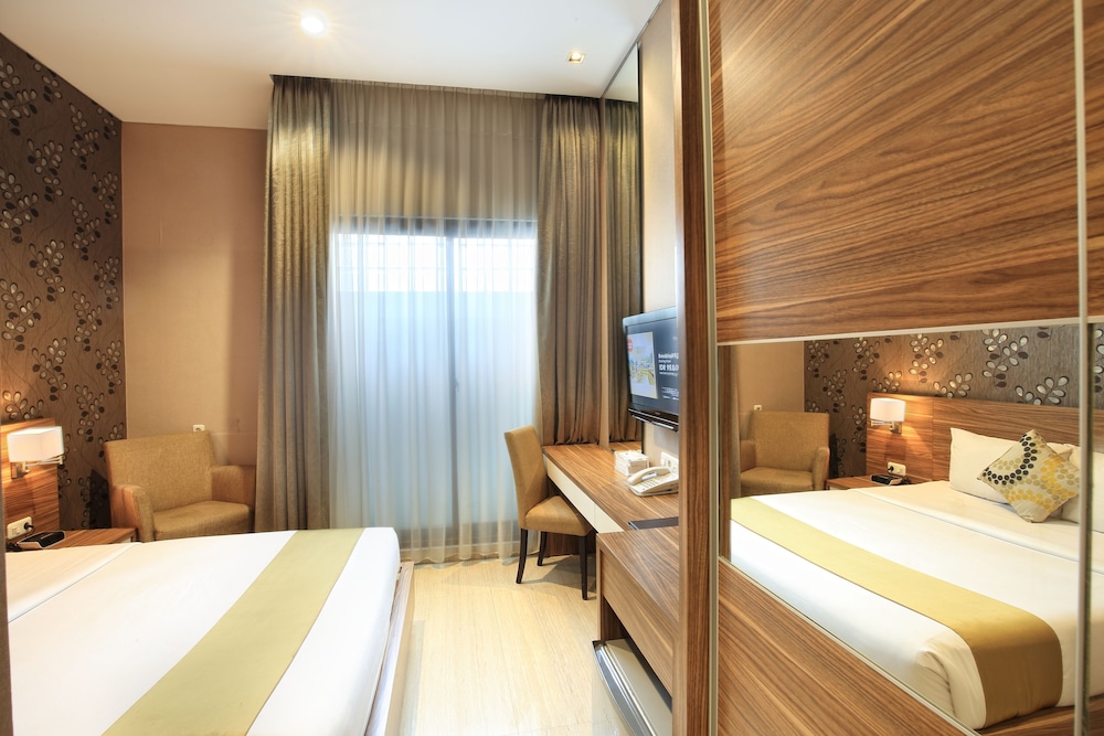 Rasuna Icon Hotel 37/61