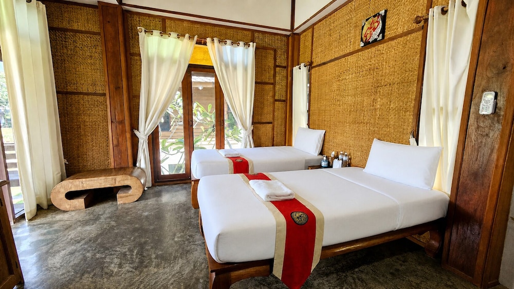 Pai River Villa 10/50