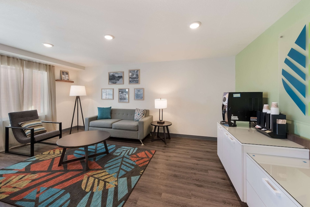 WoodSpring Suites Dayton North 31/42