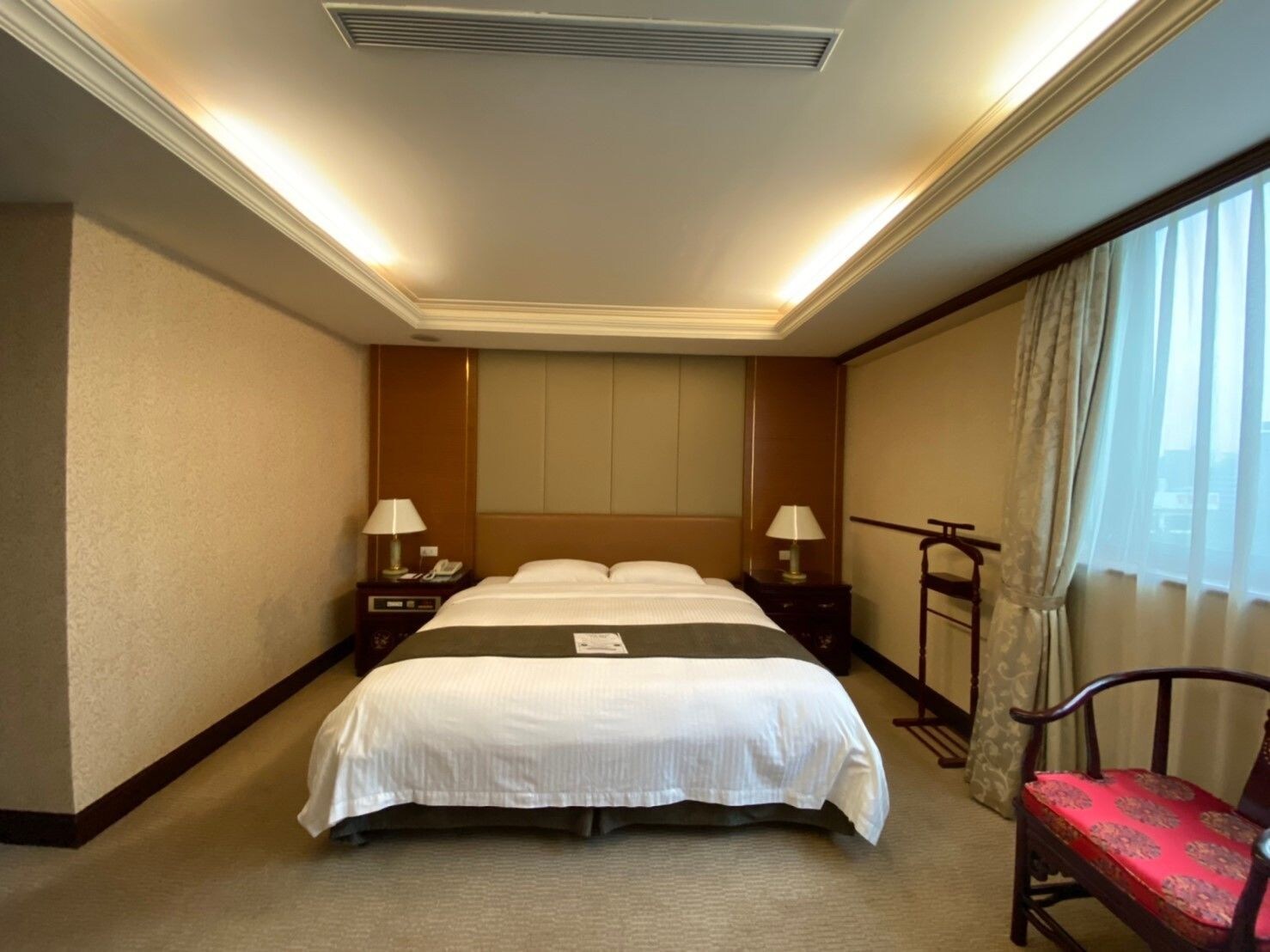DELUXE, SINGLE, DOUBLE BED