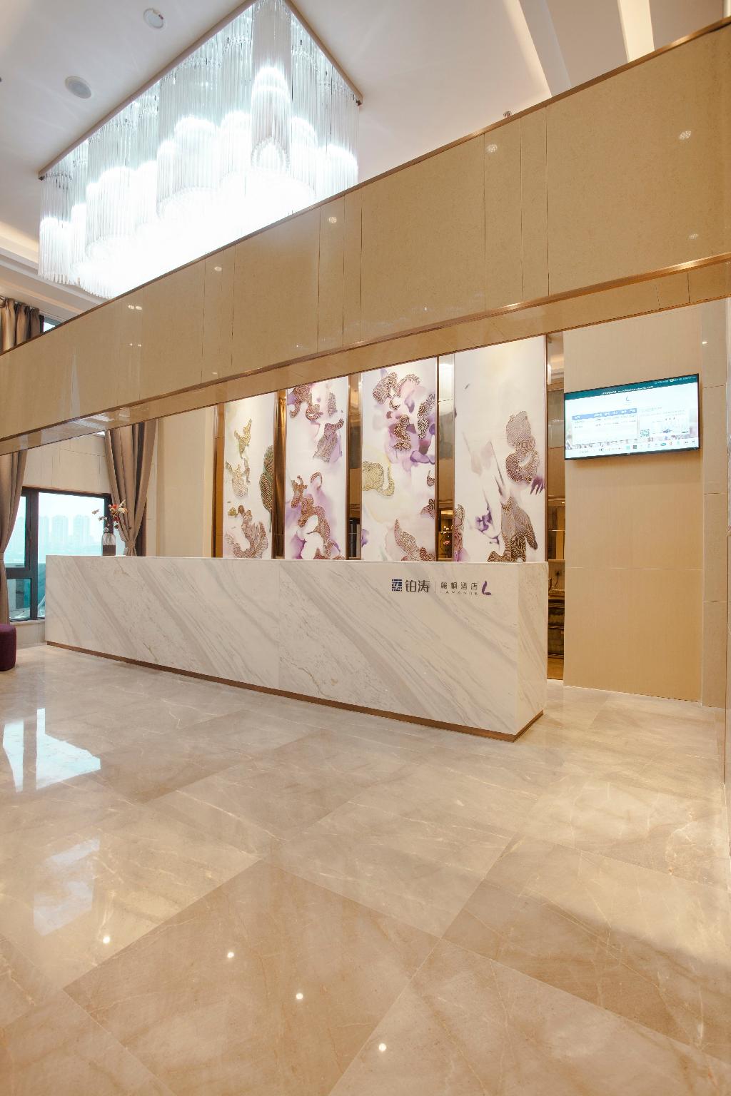 Lavande Hotel Chongqing Jinkai Avenue Aegean Sea Shopping Park 11/73