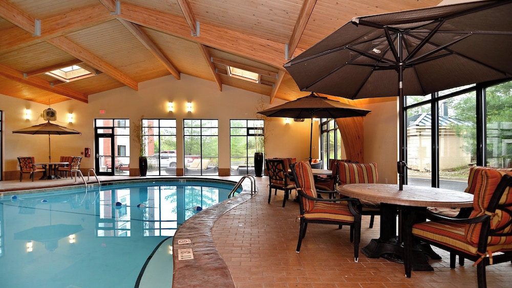 Holiday Inn Express Branson-Green Mountain Drive 39/72