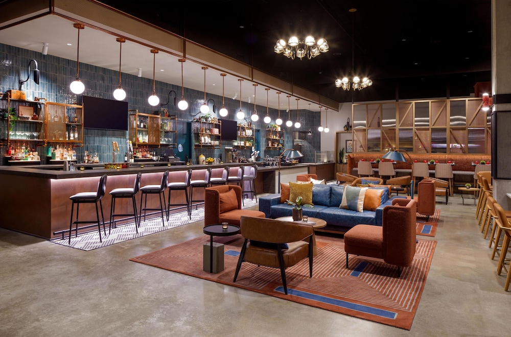 Caption by Hyatt Downtown Nashville The Gulch 35/50