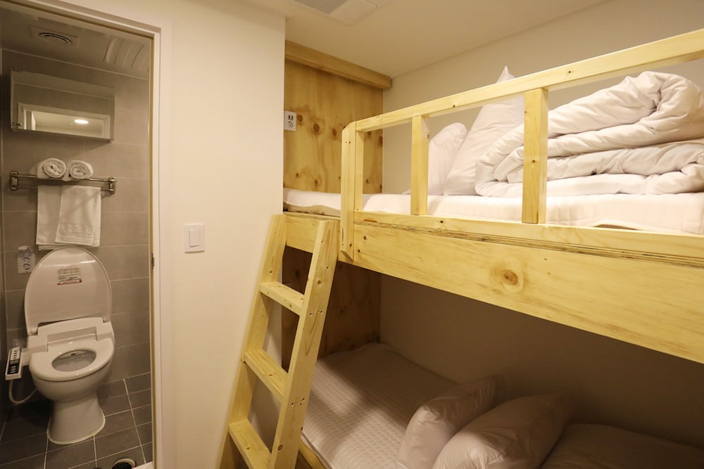 Step Inn Myeongdong 1 28/72