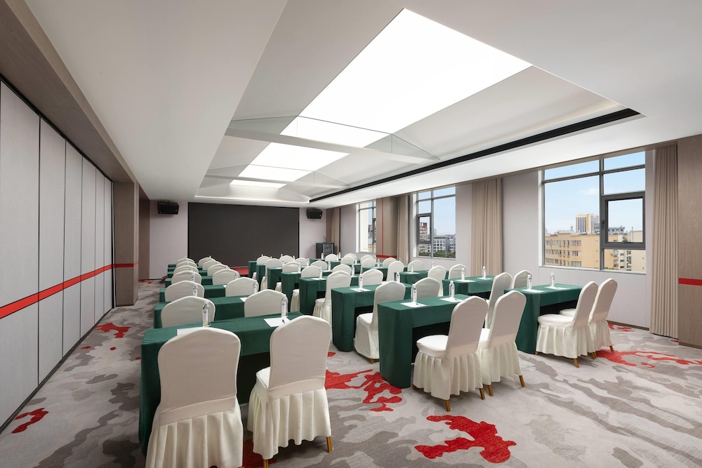 Ramada Encore by Wyndham Kunming Jingkai 14/15