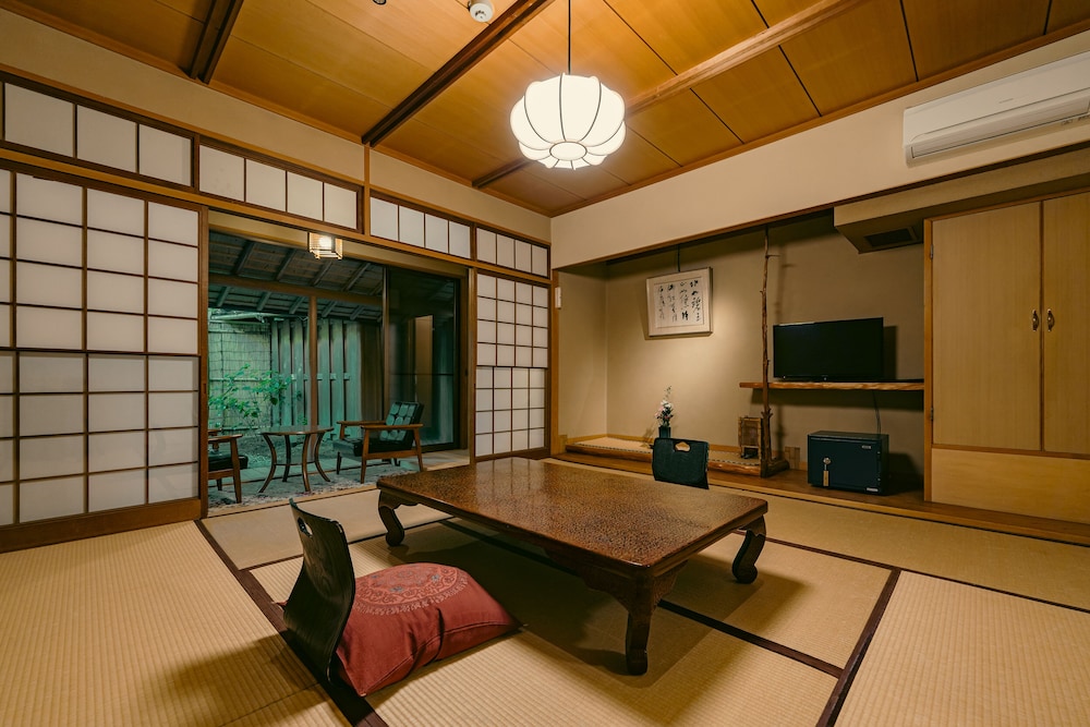 Negiya Ryofukaku 33/50