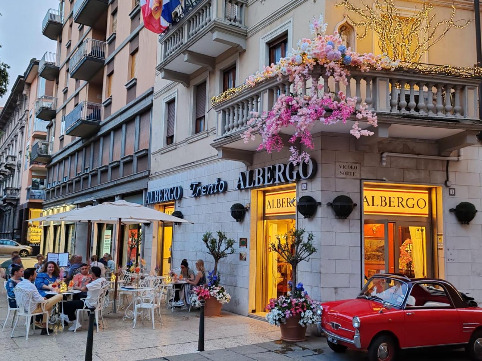 Albergo Trento 42/51