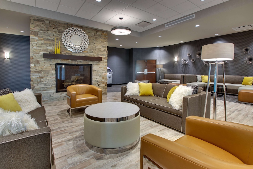 Drury Plaza Hotel Cape Girardeau Conference Center 24/50