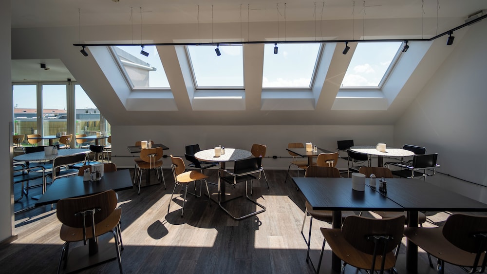 Smart Hotel Schonbrunn 59/63
