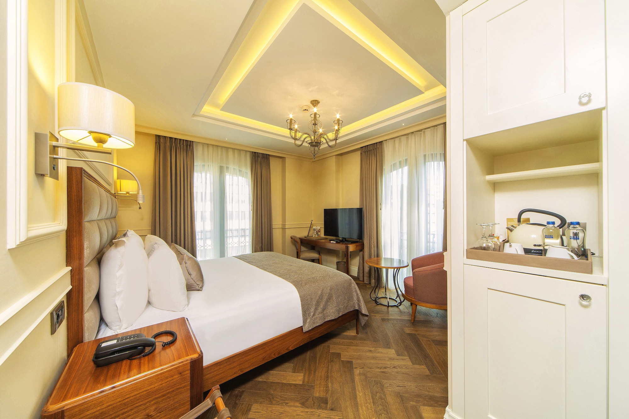 SUPERIOR, DOUBLE BED, WITH EXTRA BED