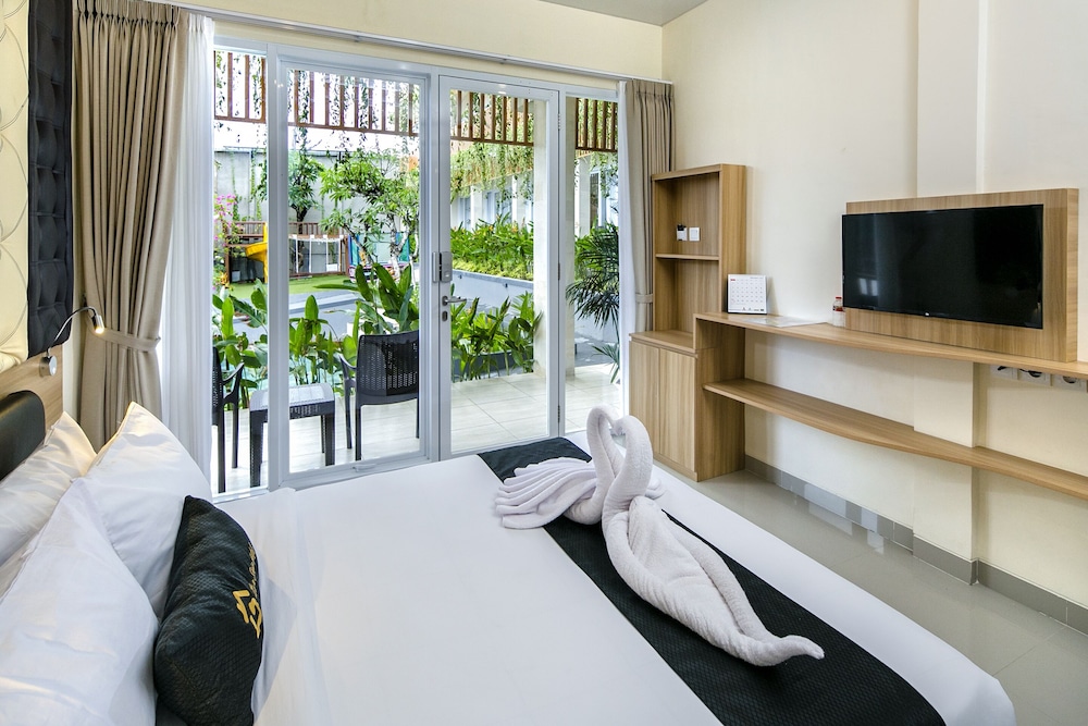 Graha Socio Hotel 18/56