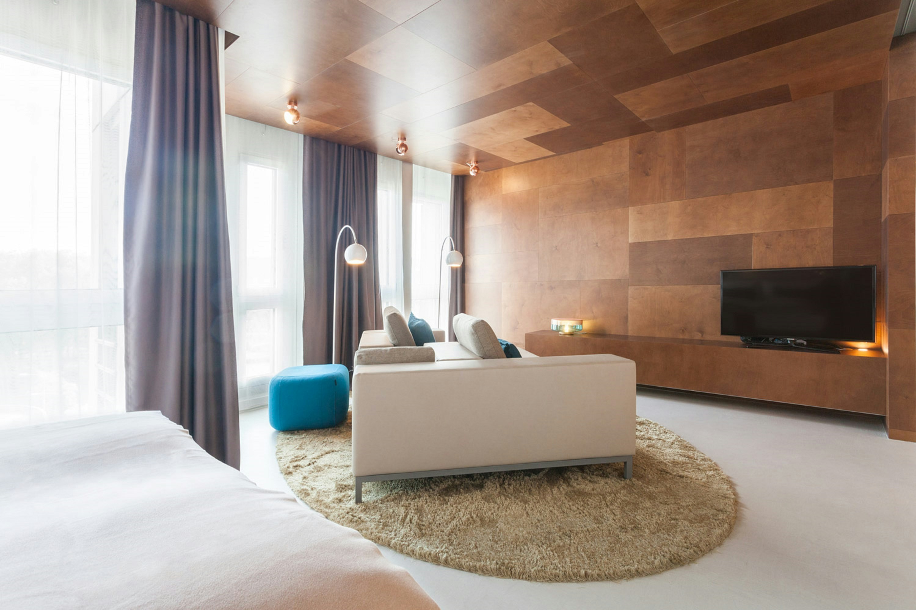 Emma House All Suite 32/60
