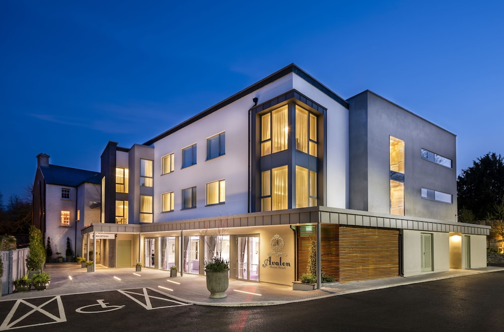 Avalon House Hotel 1/29