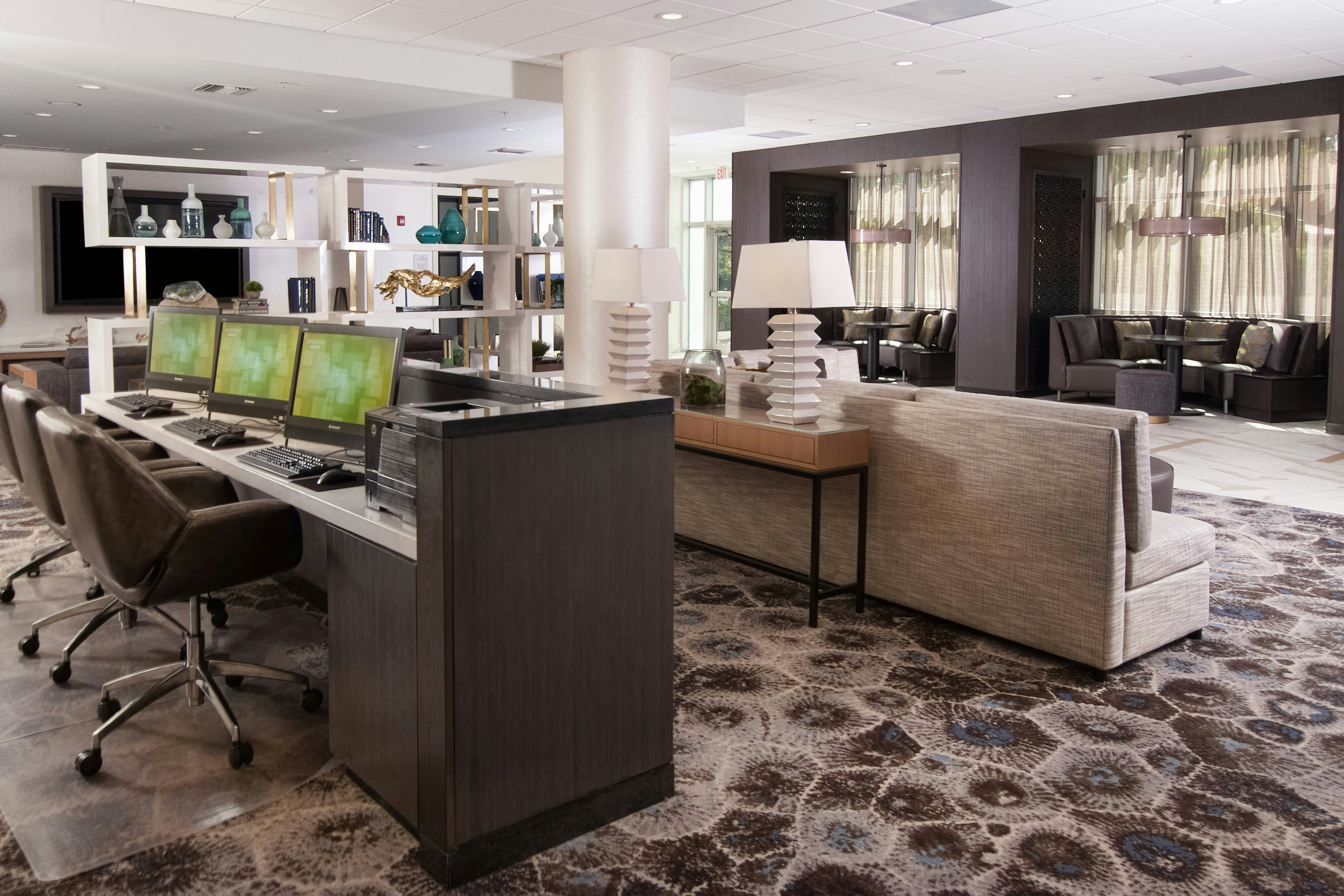 Courtyard By Marriott Miami Coral Gables 17/19