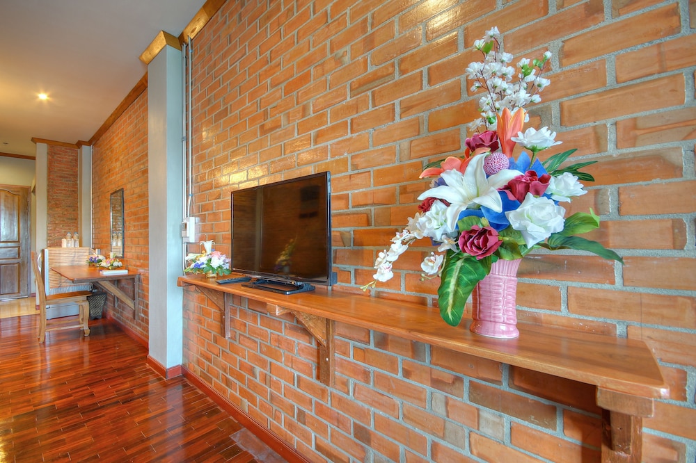 Saengpanya Home Boutique Hotel 6/65
