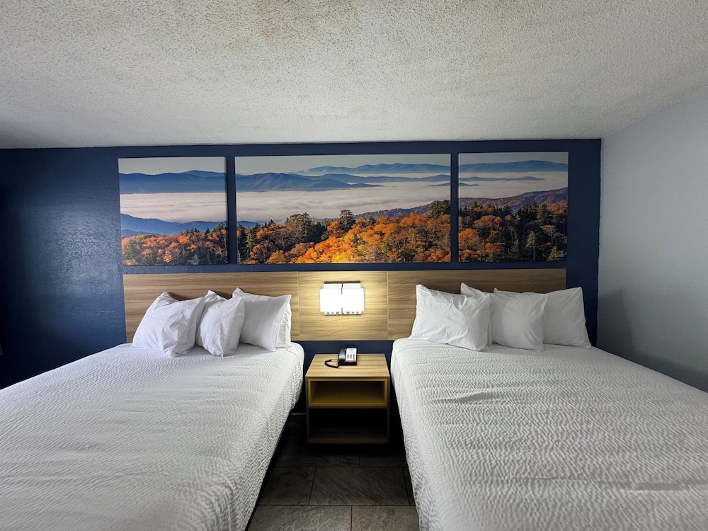 ROOM, 2 QUEEN BEDS