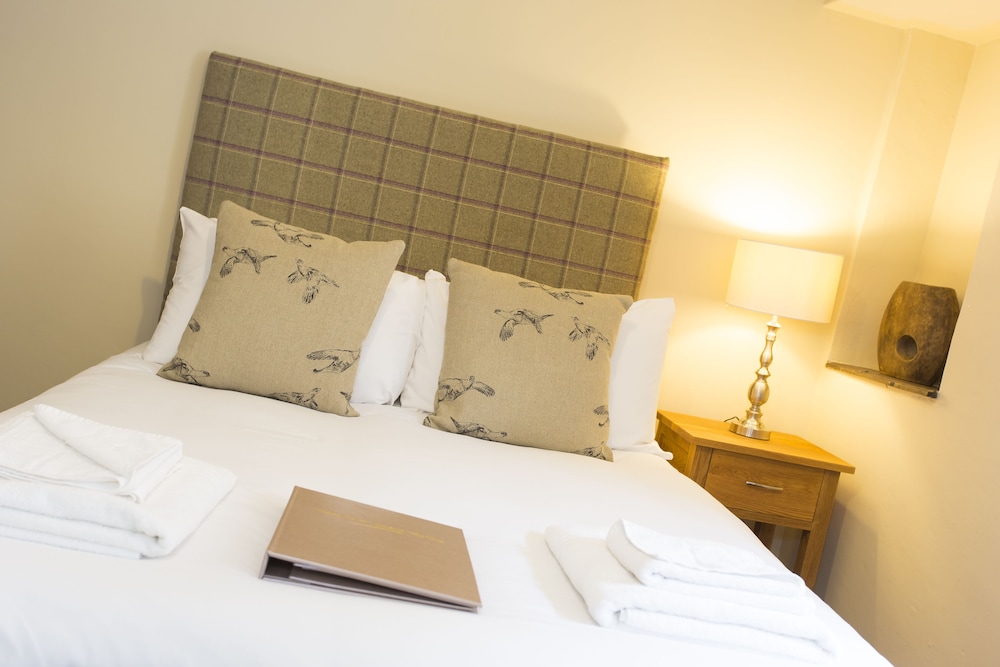 George Hotel 15/47