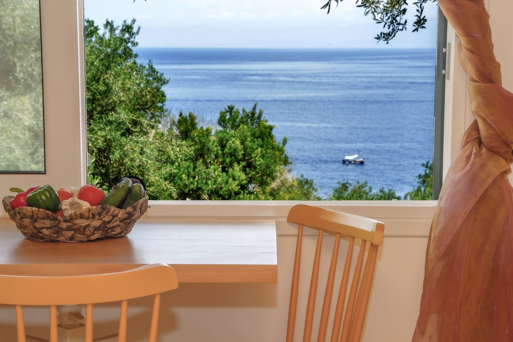 Paxos Blue 37/50