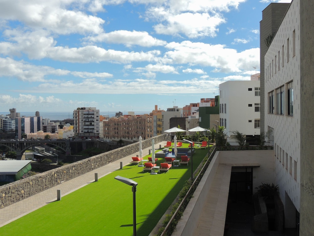 Hotel Escuela Santa Cruz 60/67