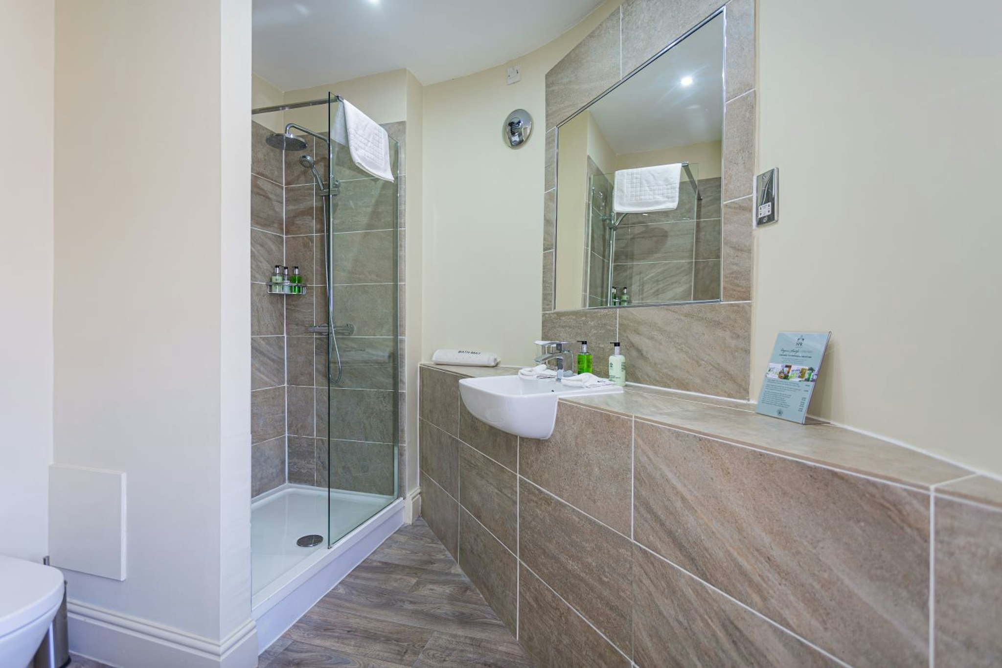 Wynnstay Hotel And Spa 25/25