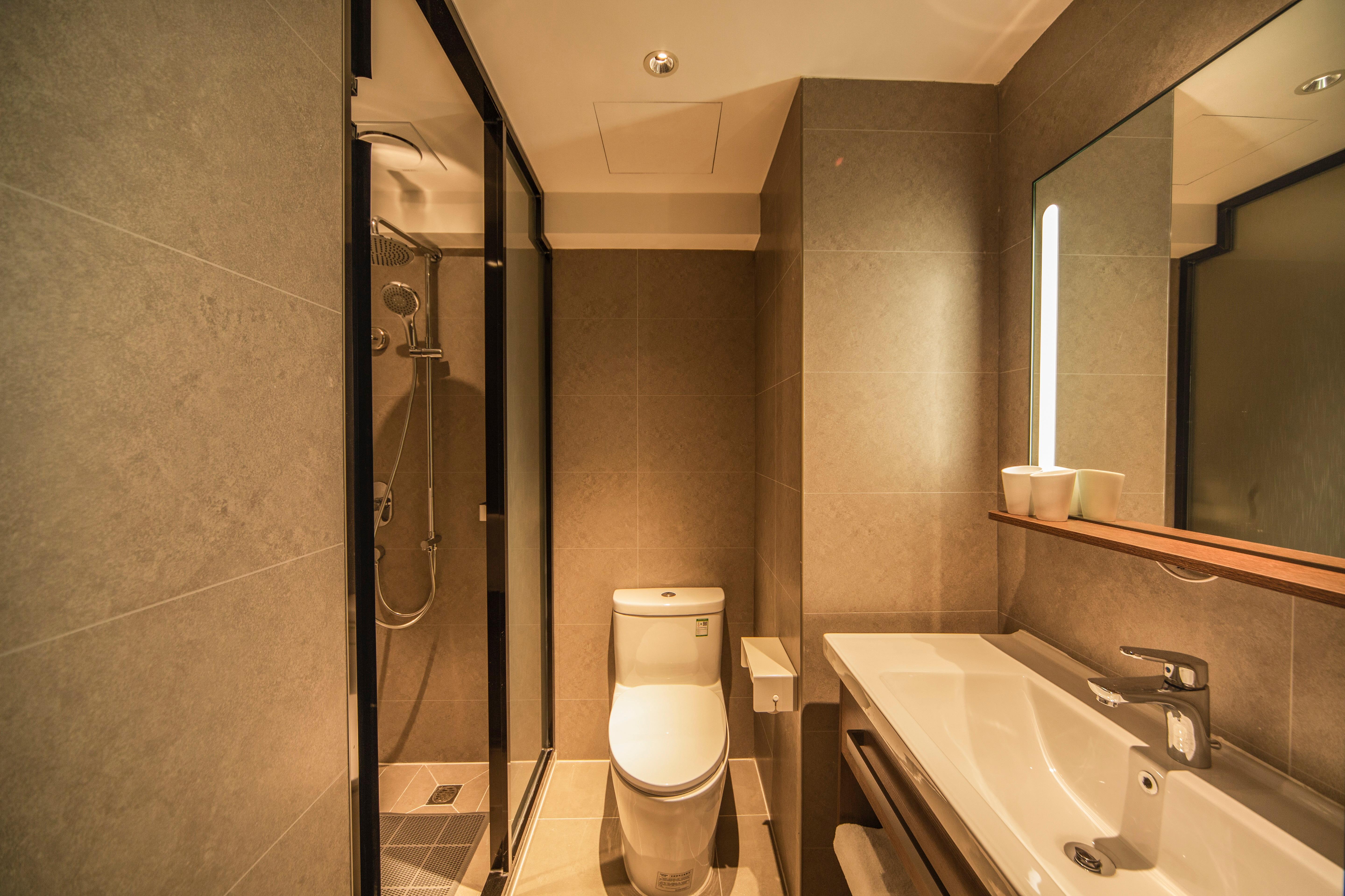 Hanting Hotel (Shenyang Sujiatun Railway Station) 32/34