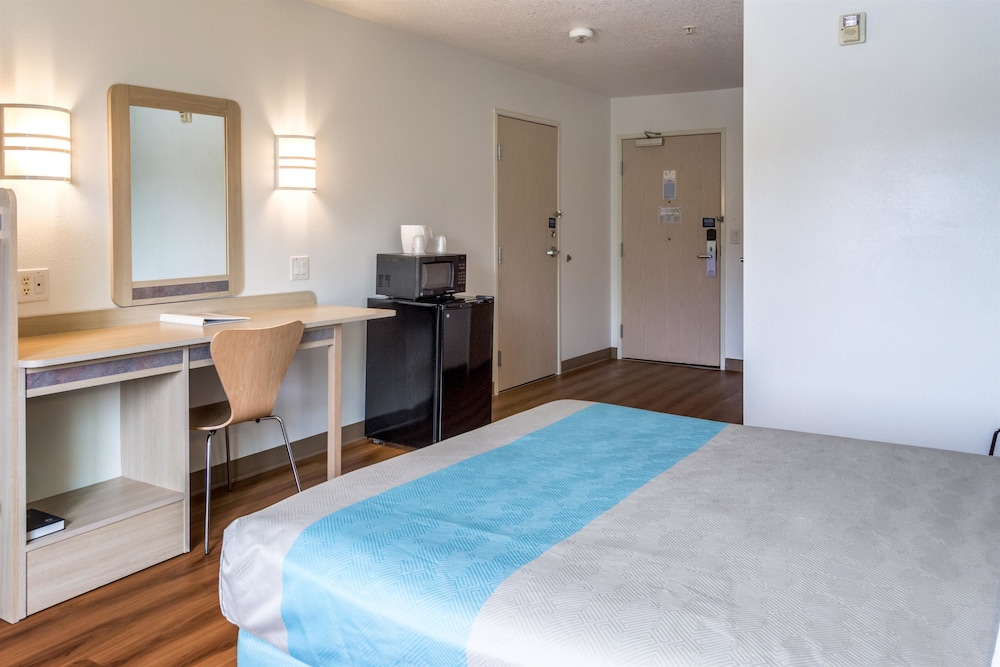 Motel6 Lincoln City, OR 38/51
