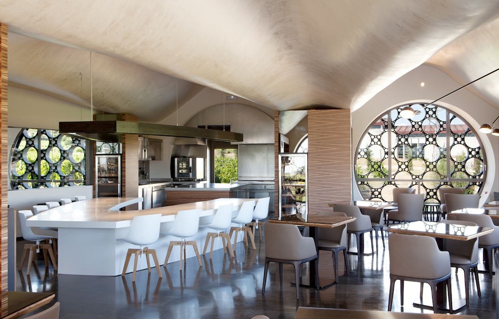 Cava Hotel Mastinell 41/68
