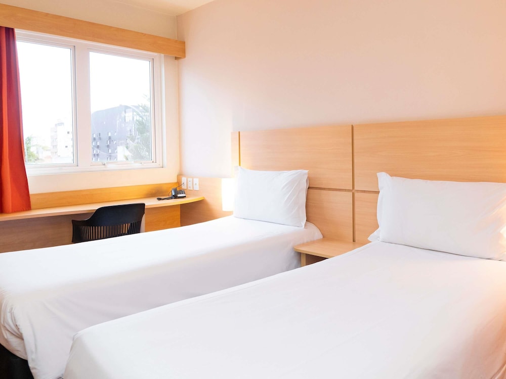 STANDARD, TWIN BEDS