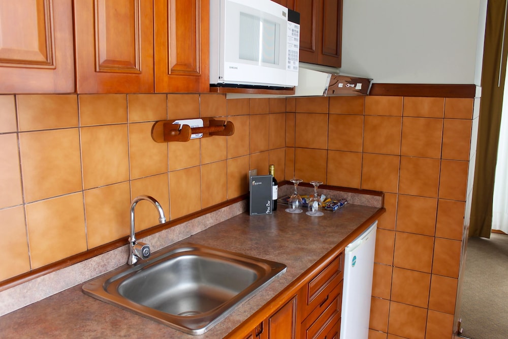 Sol de Oro Hotel And Suites 48/65