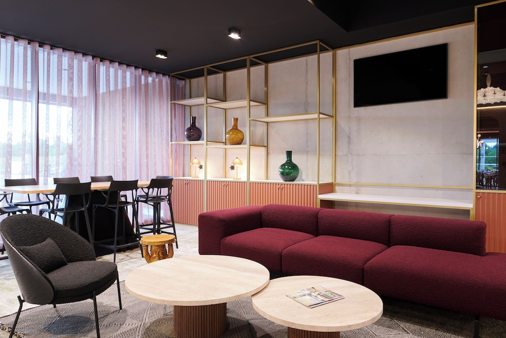 Mercure Quimper Kerlic 33/52