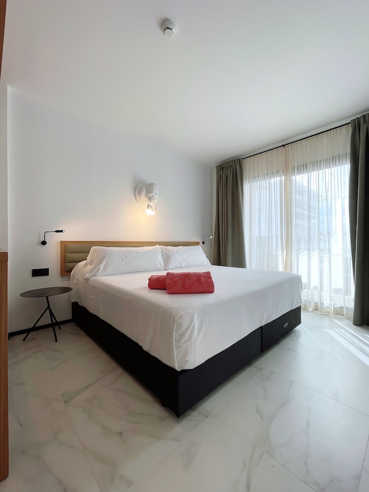 Hotel Stic Urban 20/72