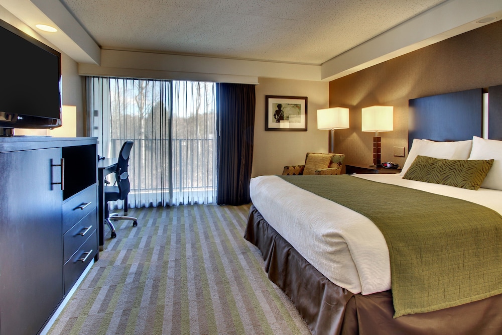 Historic Concord Suites 11/50