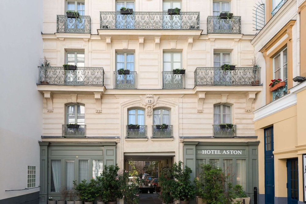 Hotel Aston