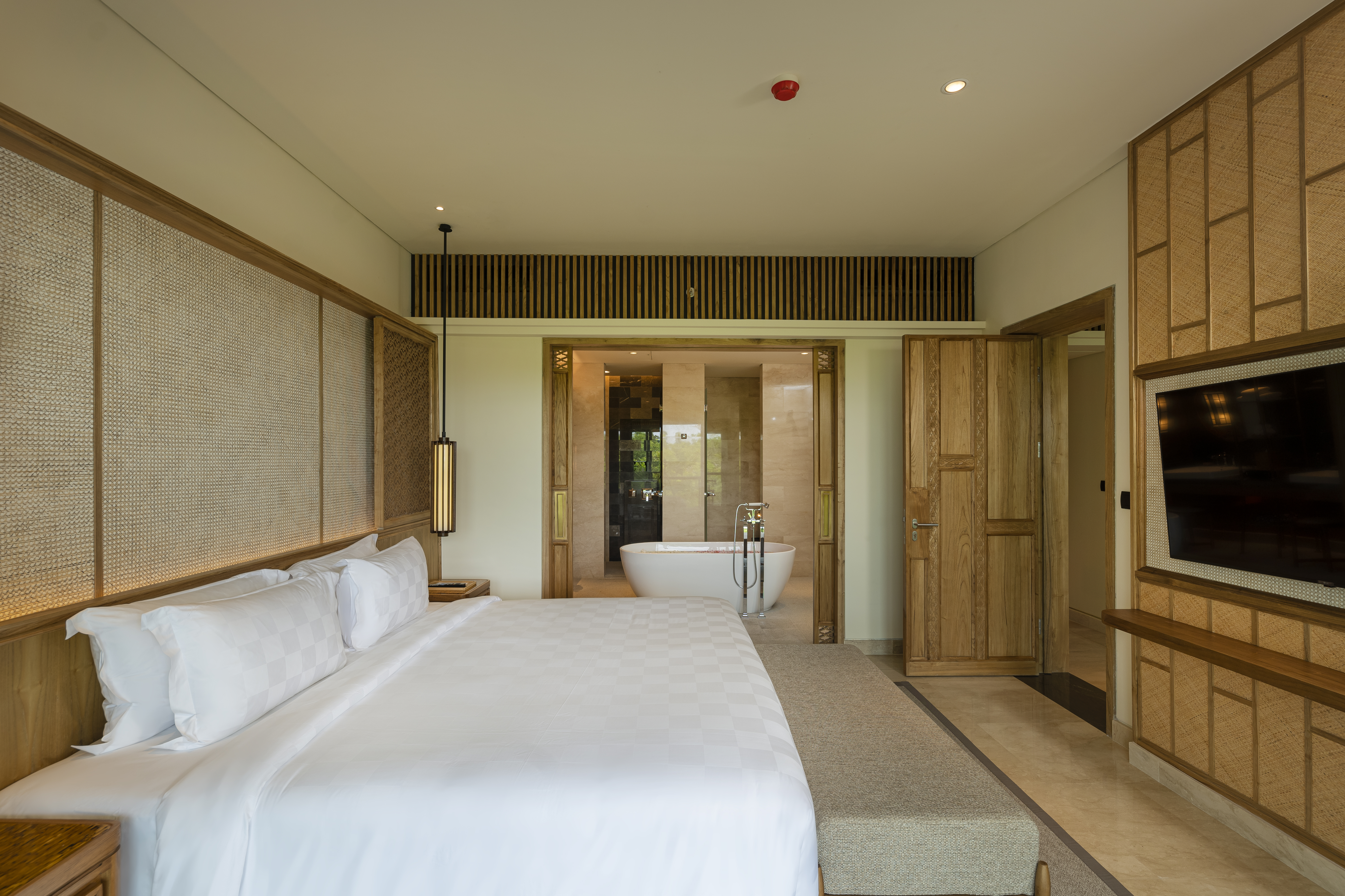 Suite, Resort View