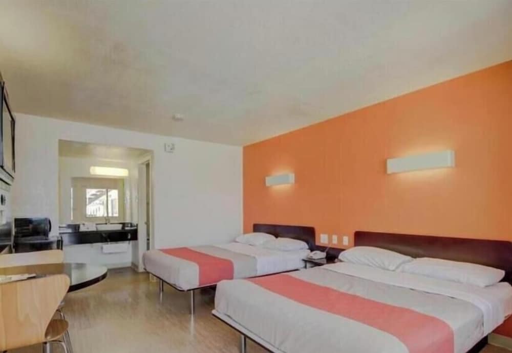 Motel6 San Antonio, TX - Fort Sam Houston 16/61