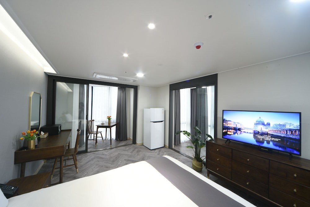 Haeundae Central Hotel 17/32